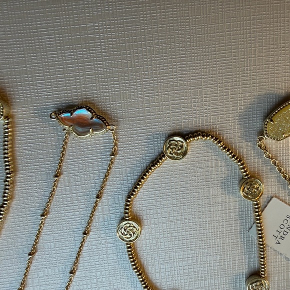 Kendra Scott Gold Bracelet Set - Picture 3 of 3